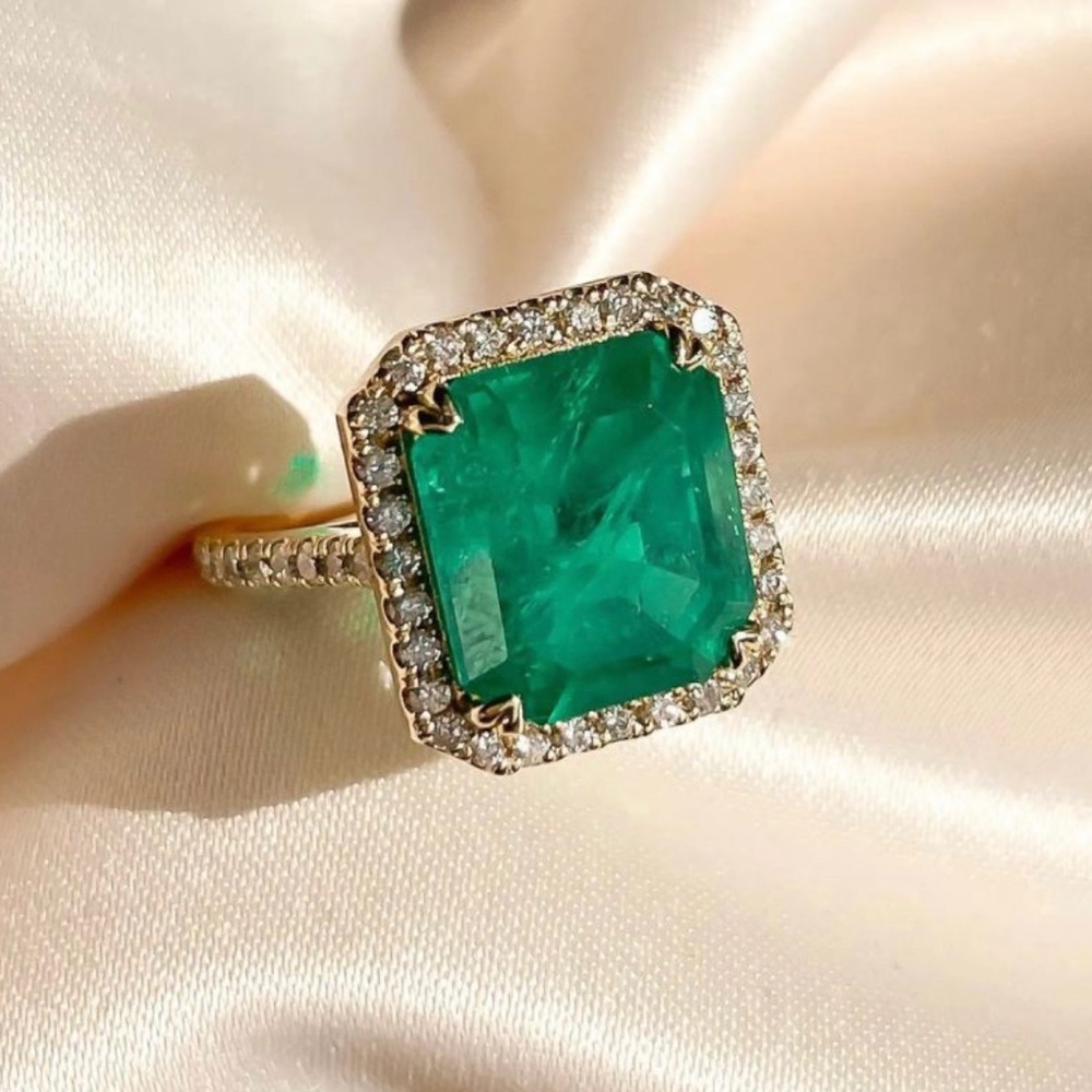Nextnecklace Gorgeous Golden Halo Asscher Cut Emerald Sapphire Engagement Ring
